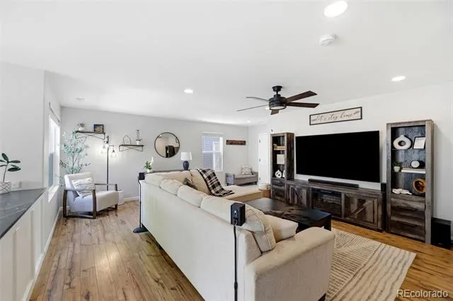 16013 E Nichols Place Englewood, CO 80112