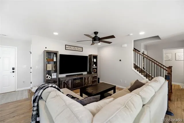 16013 E Nichols Place Englewood, CO 80112