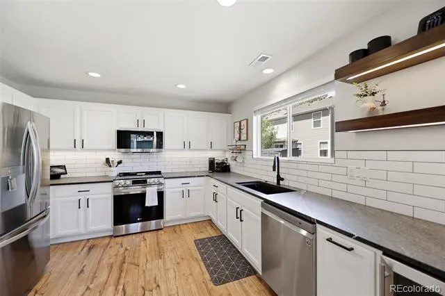 16013 E Nichols Place Englewood, CO 80112