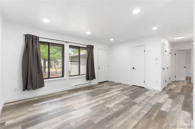 3864 S Nucla Street Aurora, CO 80013