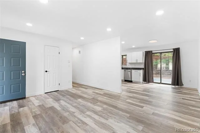 3864 S Nucla Street Aurora, CO 80013