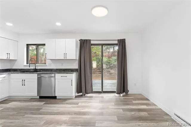 3864 S Nucla Street Aurora, CO 80013