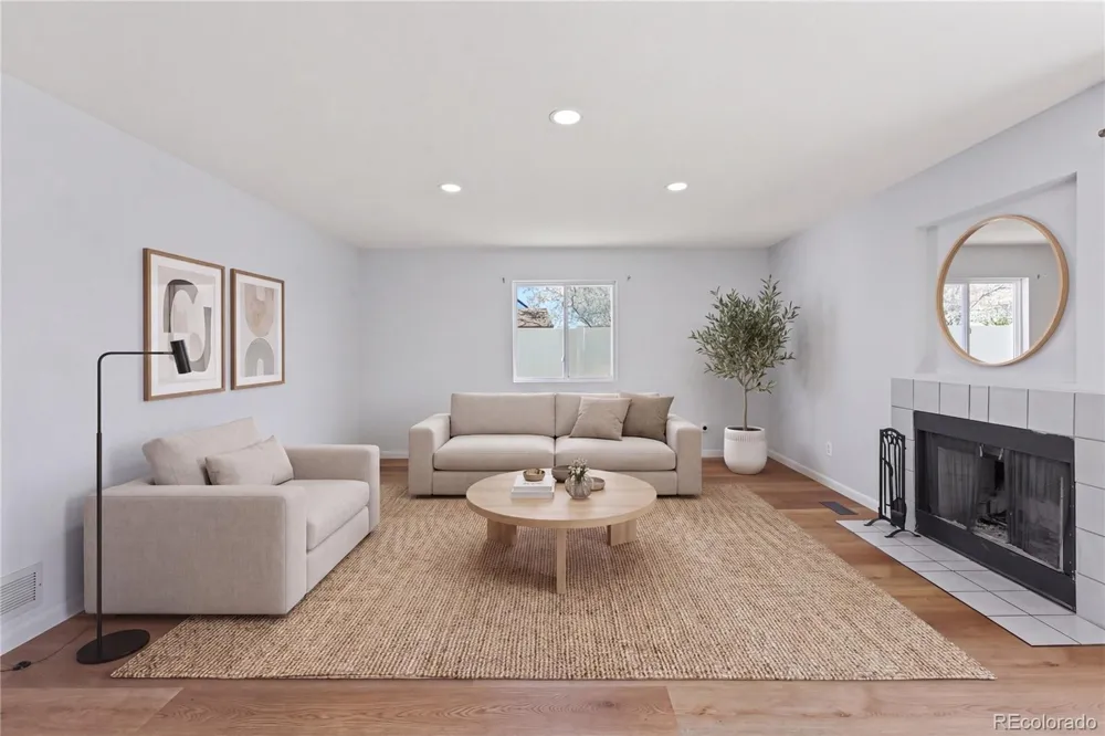 5012 W 77th Dr Drive Westminster, CO 80030