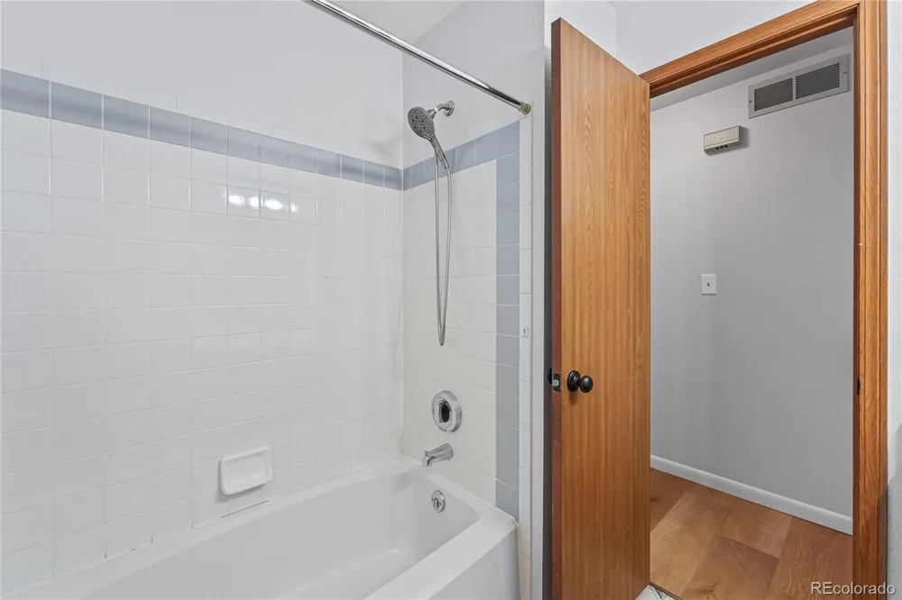 5012 W 77th Dr Drive Westminster, CO 80030
