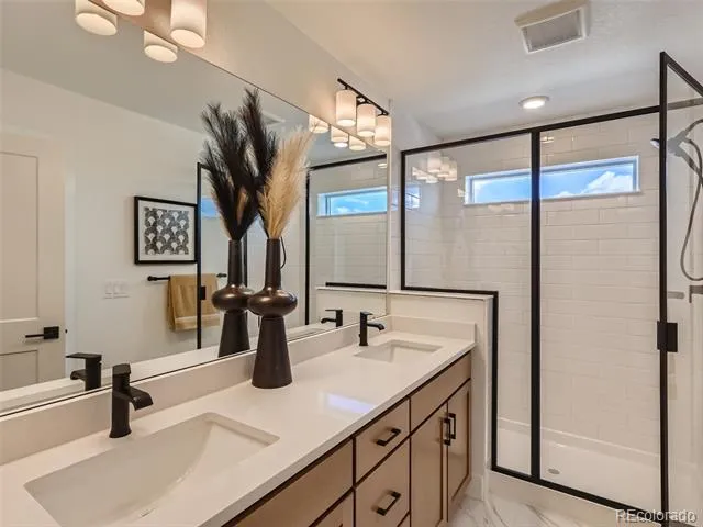 1203 S Algonquian Street Aurora, CO 80018