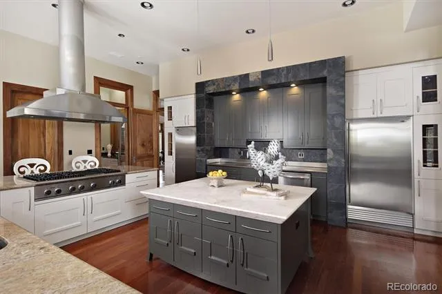 8532 Strawberry Lane Niwot, CO 80503