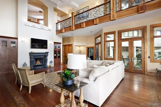 8532 Strawberry Lane Niwot, CO 80503