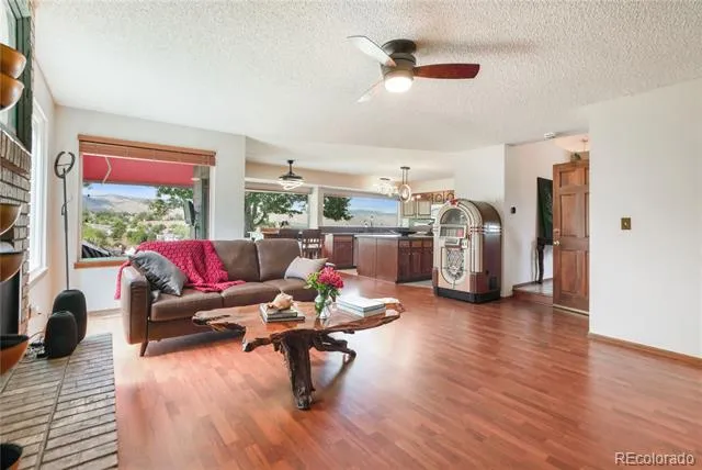 29 S Indiana Place Golden, CO 80401