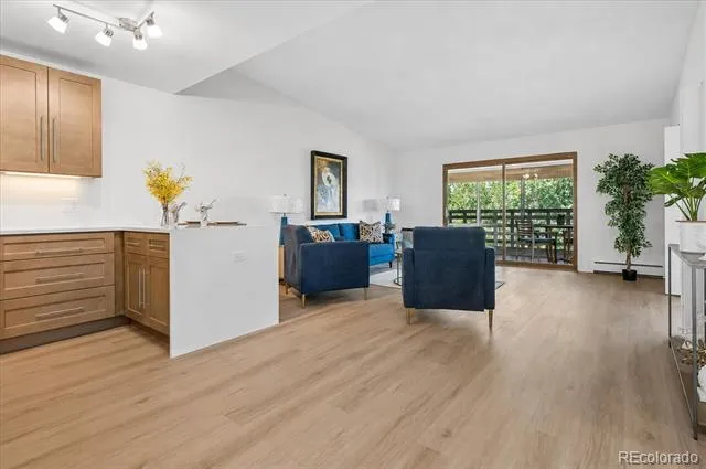 615 S Alton Way #10D Denver, CO 80247