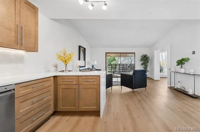615 S Alton Way #10D Denver, CO 80247