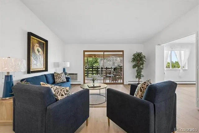 615 S Alton Way #10D Denver, CO 80247