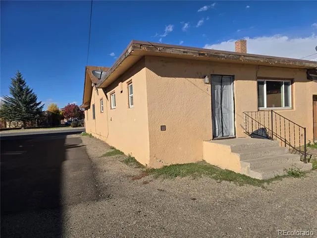 422 and 418 4th Street Alamosa, CO 81101