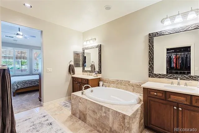 9216 Viaggio Way Highlands Ranch, CO 80126