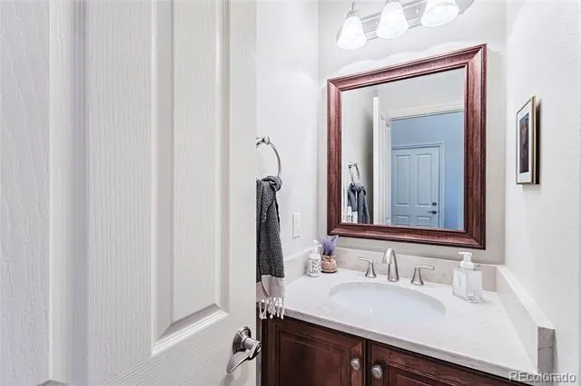 9216 Viaggio Way Highlands Ranch, CO 80126