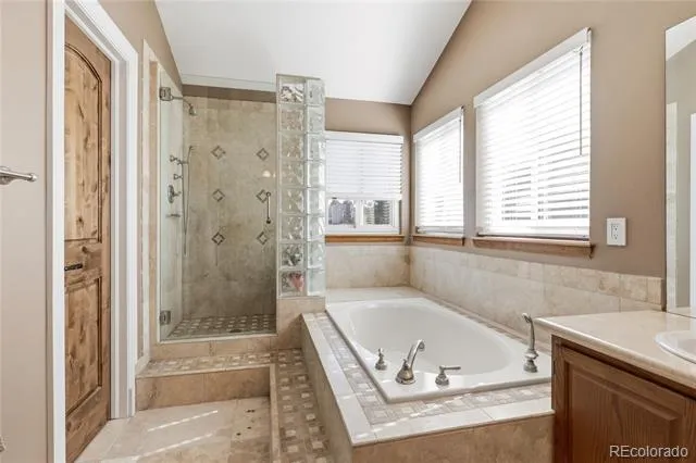 9748 S Ashleigh Lane Highlands Ranch, CO 80126