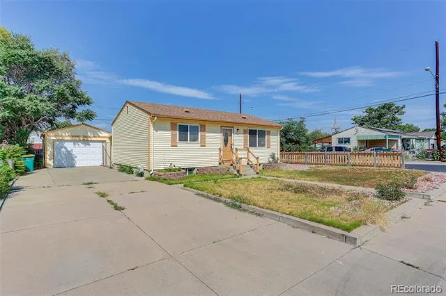 7791 Niagara Street Commerce City, CO 80022