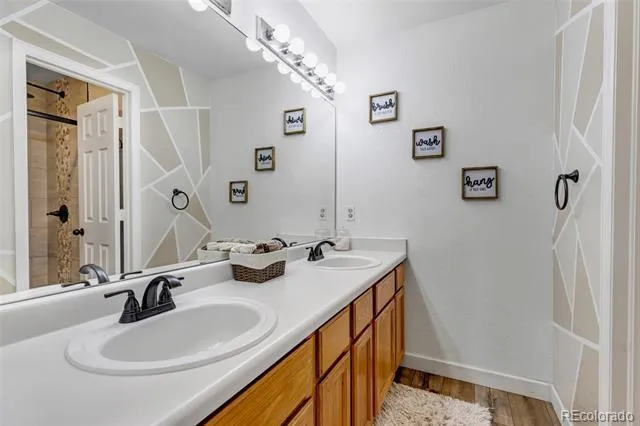 18215 E Warren Avenue Aurora, CO 80013