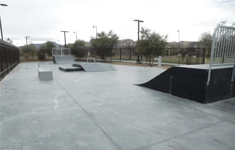 2013 Via Firenze Henderson, NV 89044