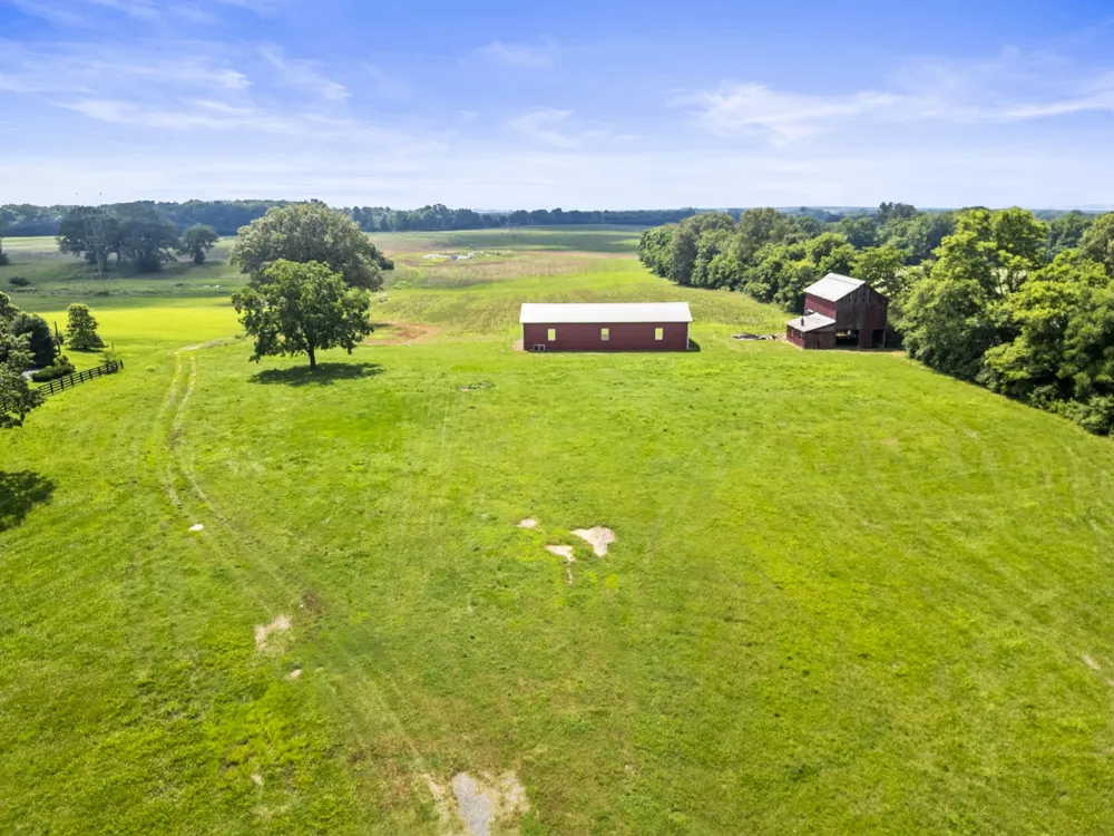 4635 Highway 431N Springfield, TN 37172