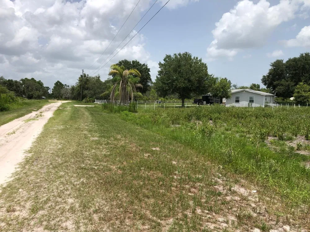 DUCK KEY STREET Lake Wales, FL 33859