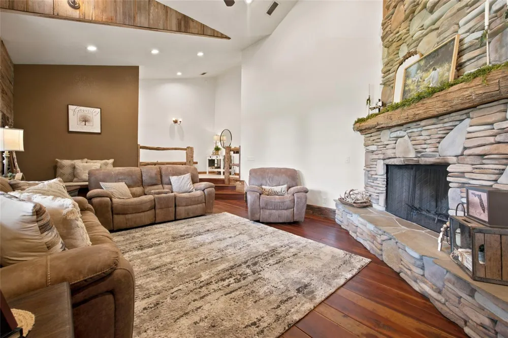 2015 NW 35TH STREET ocala, FL 34475