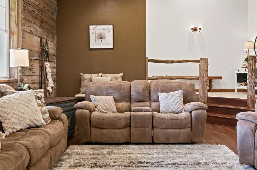 2015 NW 35TH STREET ocala, FL 34475