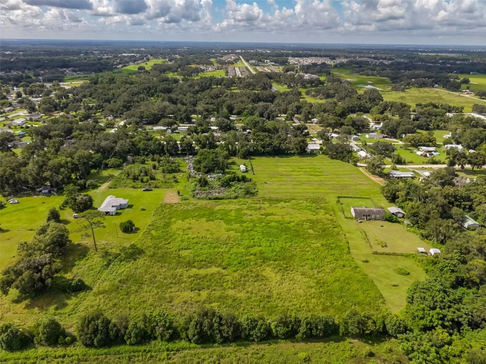 7408 HYLAN STREET Zephyrhills, FL 33541