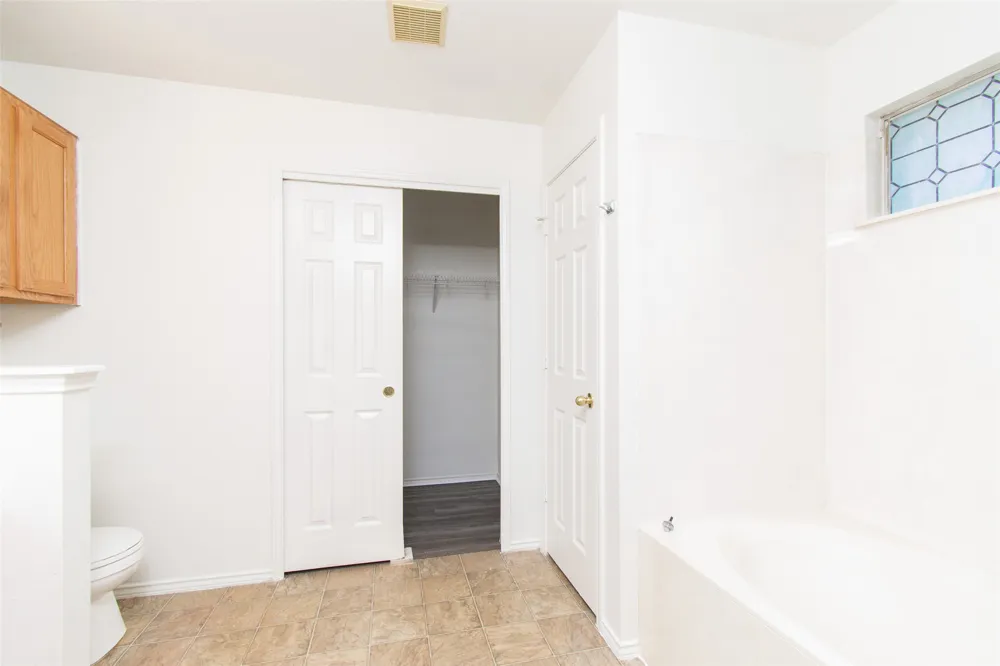 1436 Roxannes Run Pflugerville, TX 78660