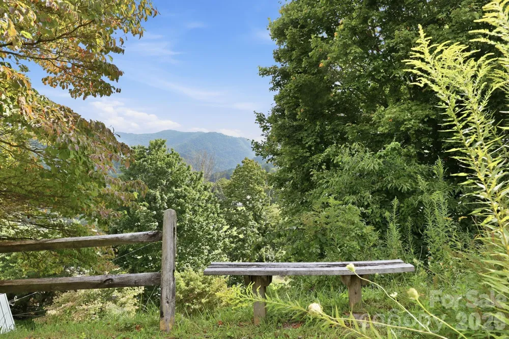 128 Wildcherry Hill Road Maggie Valley, NC 28751
