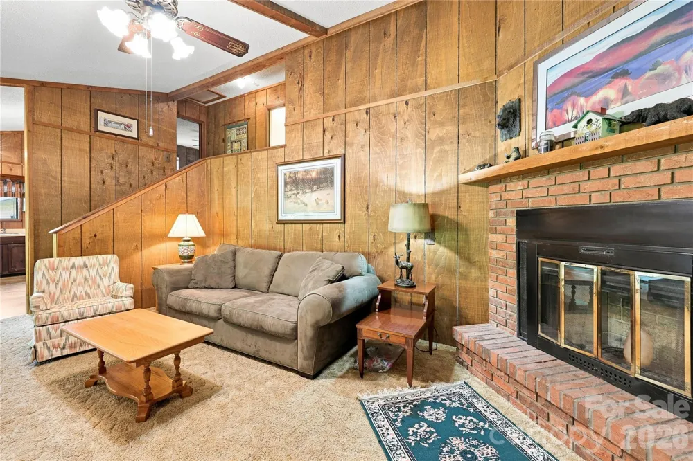 128 Wildcherry Hill Road Maggie Valley, NC 28751