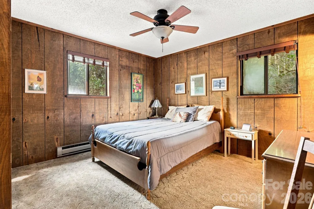 128 Wildcherry Hill Road Maggie Valley, NC 28751