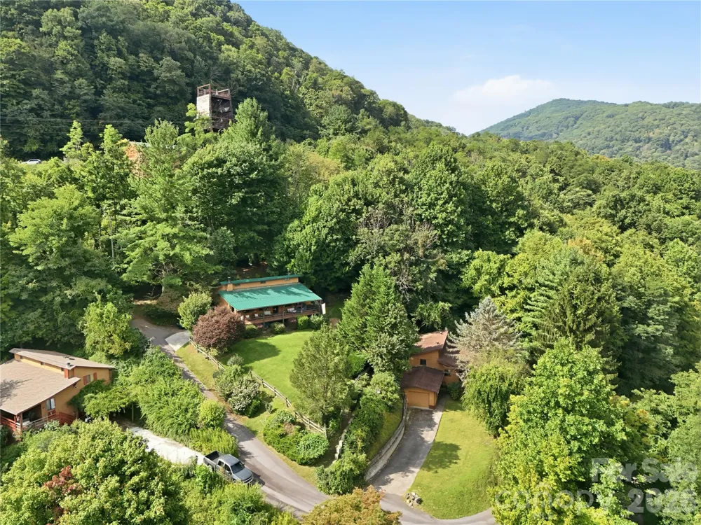 128 Wildcherry Hill Road Maggie Valley, NC 28751