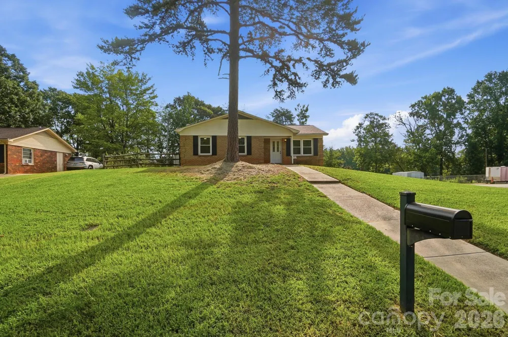 9933 Starwood Drive Charlotte, NC 28215