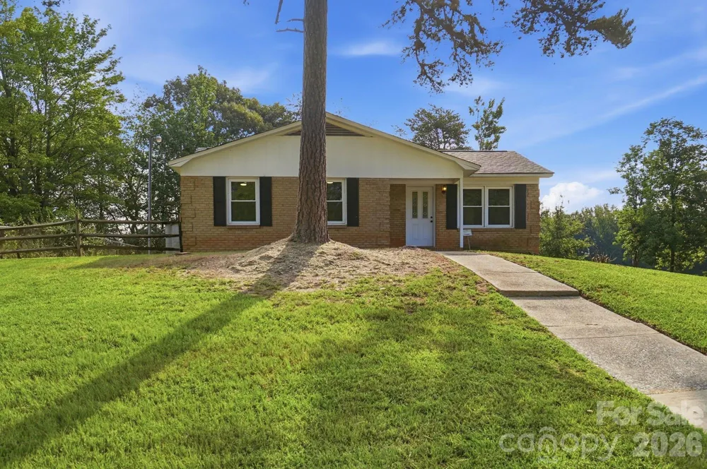 9933 Starwood Drive Charlotte, NC 28215