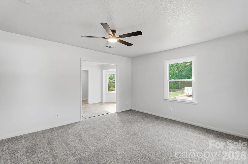 9933 Starwood Drive Charlotte, NC 28215