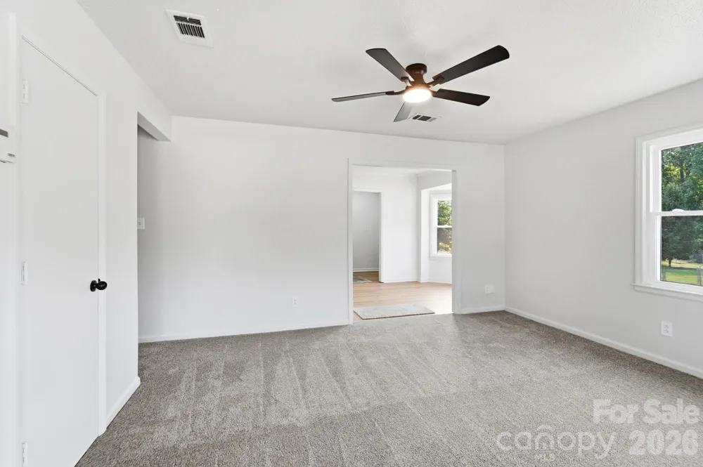 9933 Starwood Drive Charlotte, NC 28215