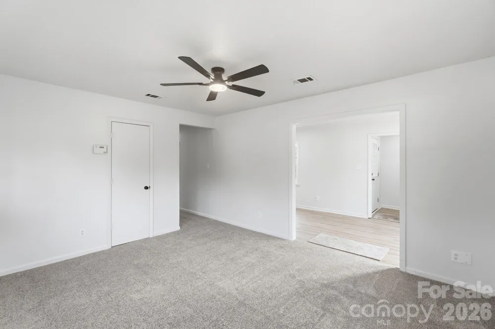 9933 Starwood Drive Charlotte, NC 28215