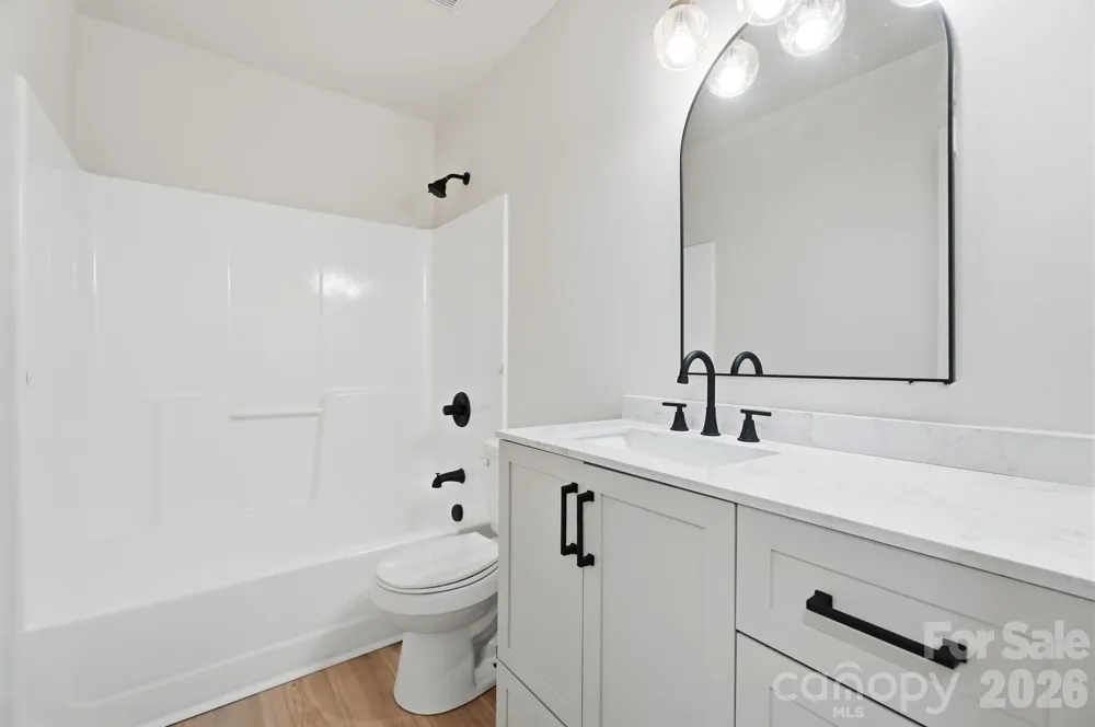 9933 Starwood Drive Charlotte, NC 28215