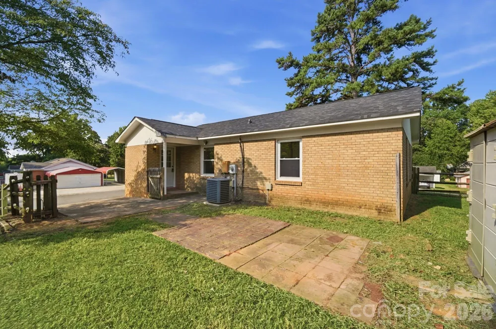 9933 Starwood Drive Charlotte, NC 28215