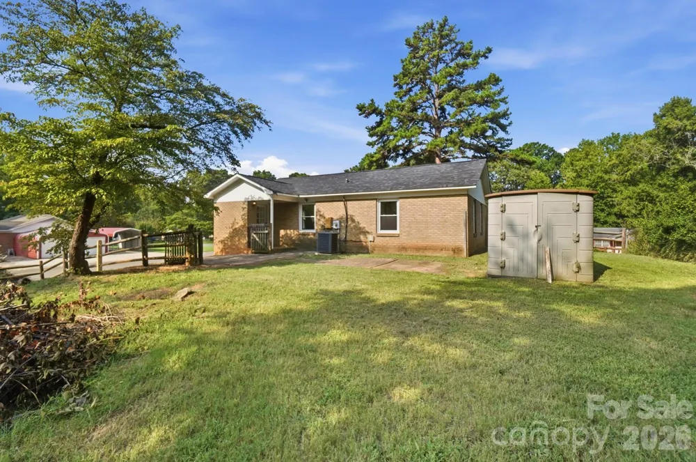 9933 Starwood Drive Charlotte, NC 28215