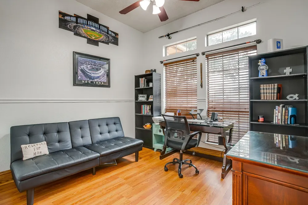 316 Shane Lane Burleson, TX 76028