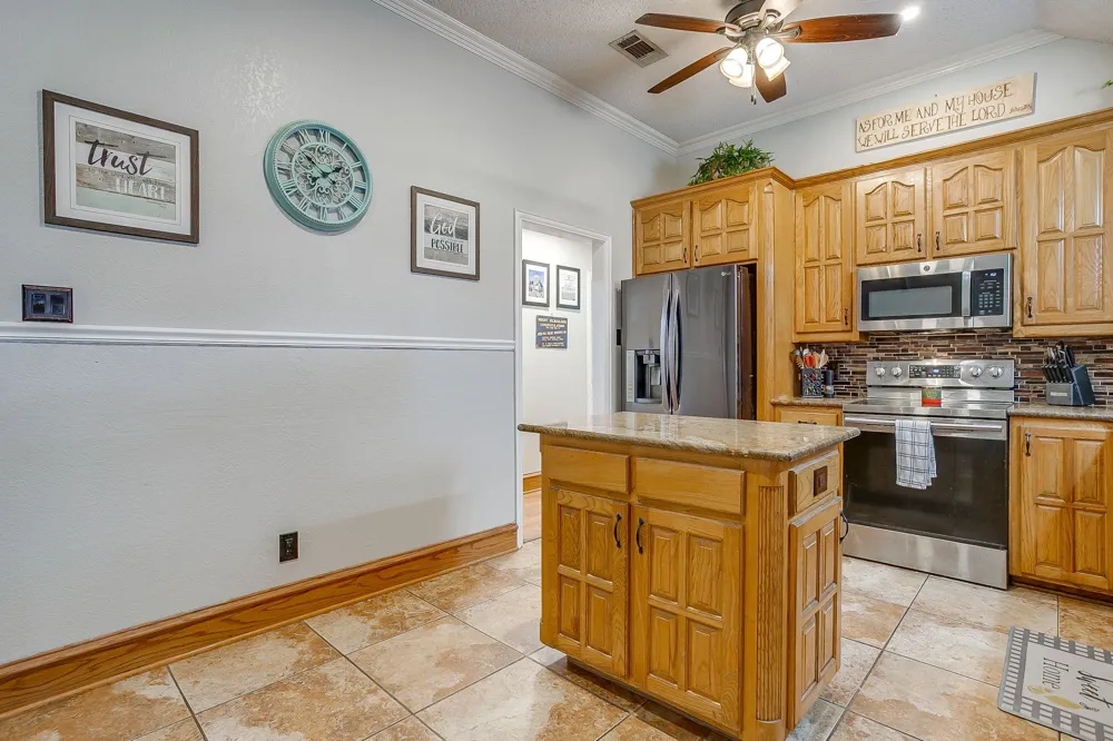 316 Shane Lane Burleson, TX 76028