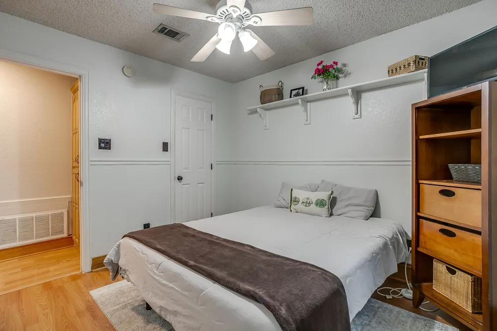 316 Shane Lane Burleson, TX 76028
