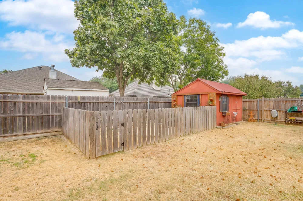 316 Shane Lane Burleson, TX 76028