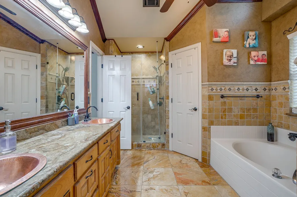 316 Shane Lane Burleson, TX 76028