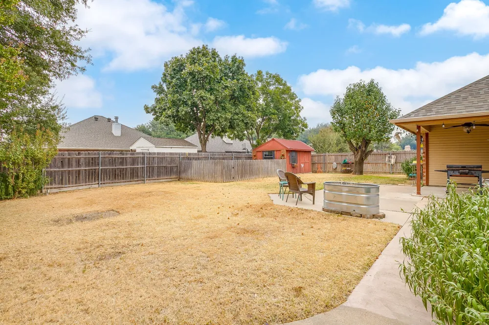 316 Shane Lane Burleson, TX 76028