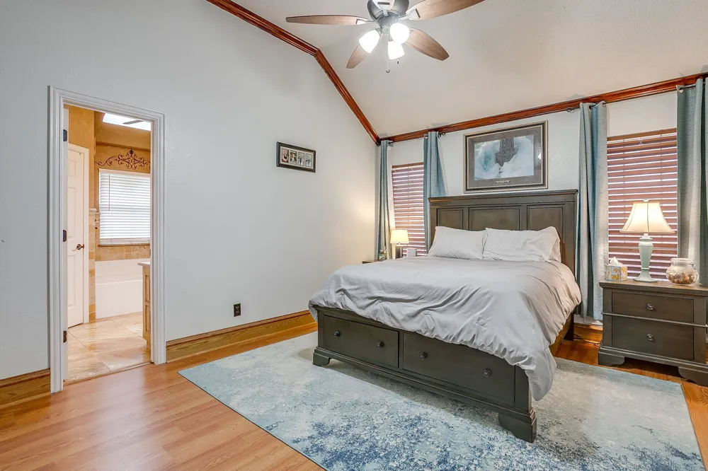 316 Shane Lane Burleson, TX 76028