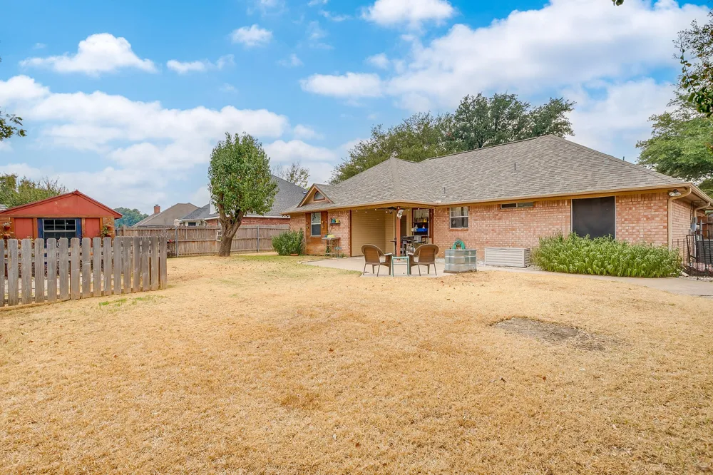 316 Shane Lane Burleson, TX 76028