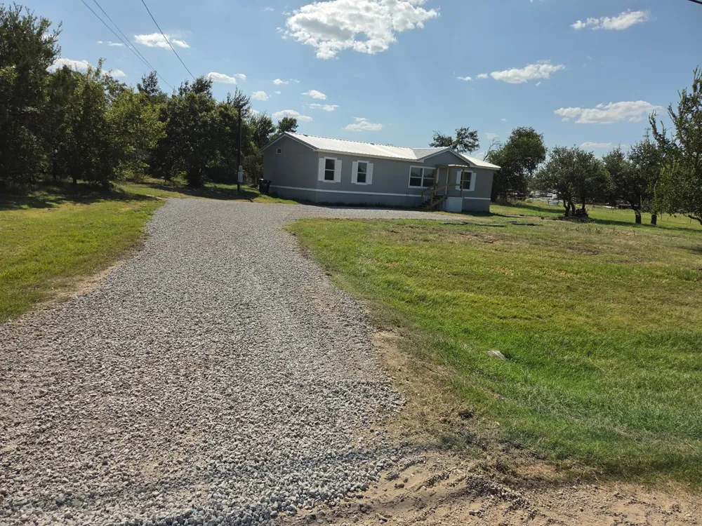 143 Summit Ridge Lane Springtown, TX 76082