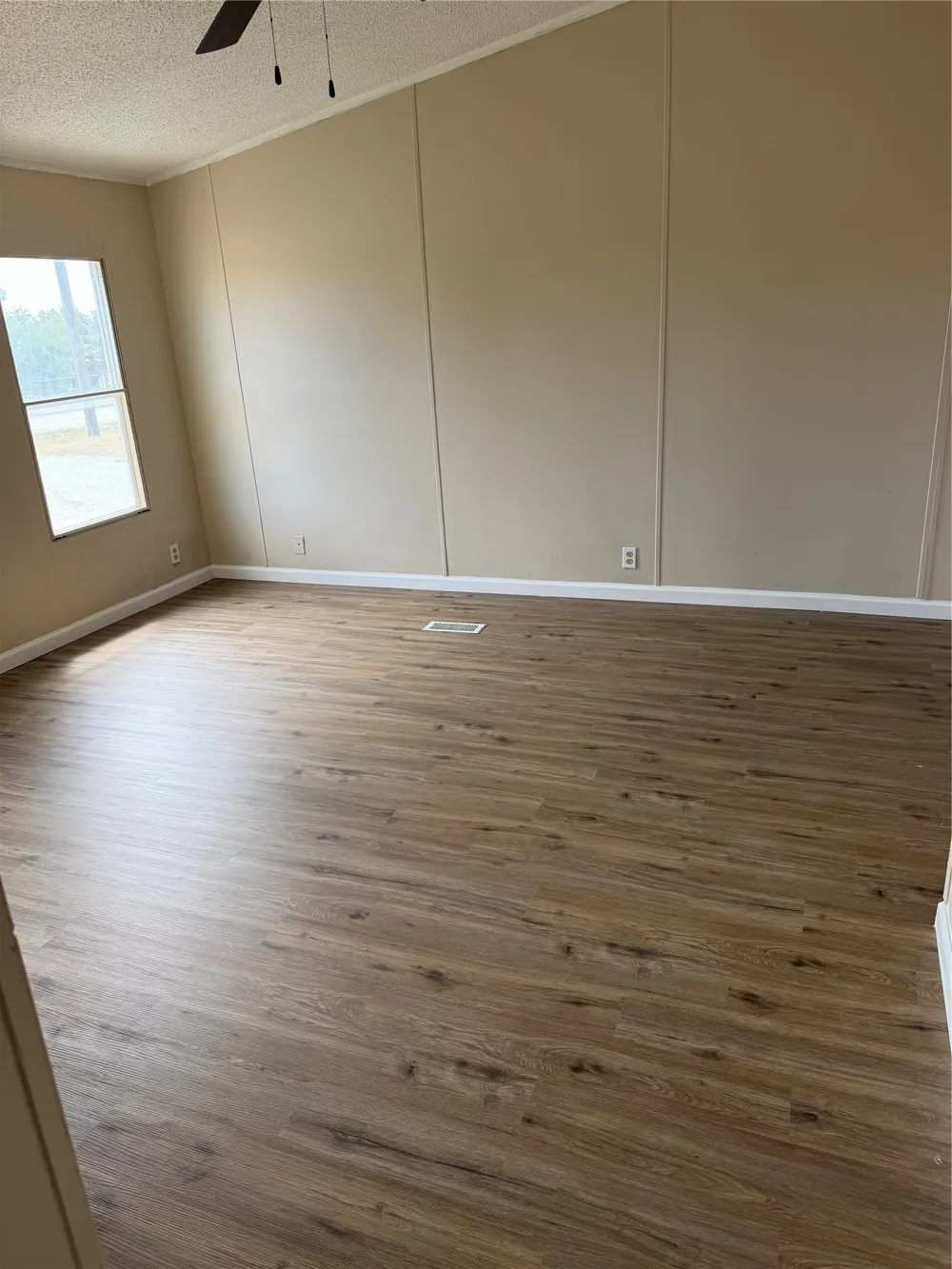 143 Summit Ridge Lane Springtown, TX 76082
